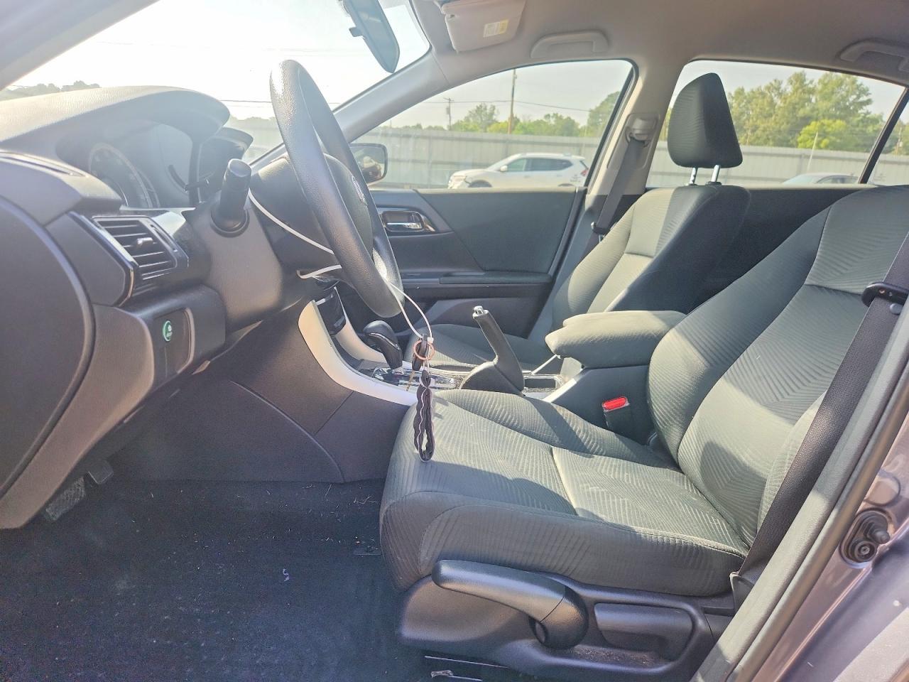 2017 HONDA ACCORD