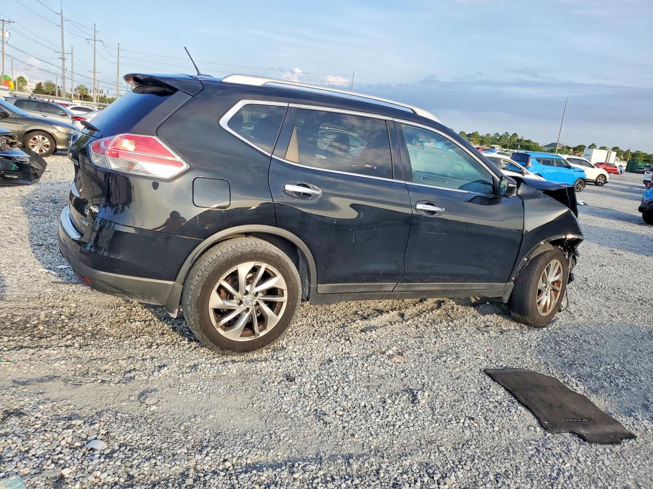 2014 NISSAN ROGUE