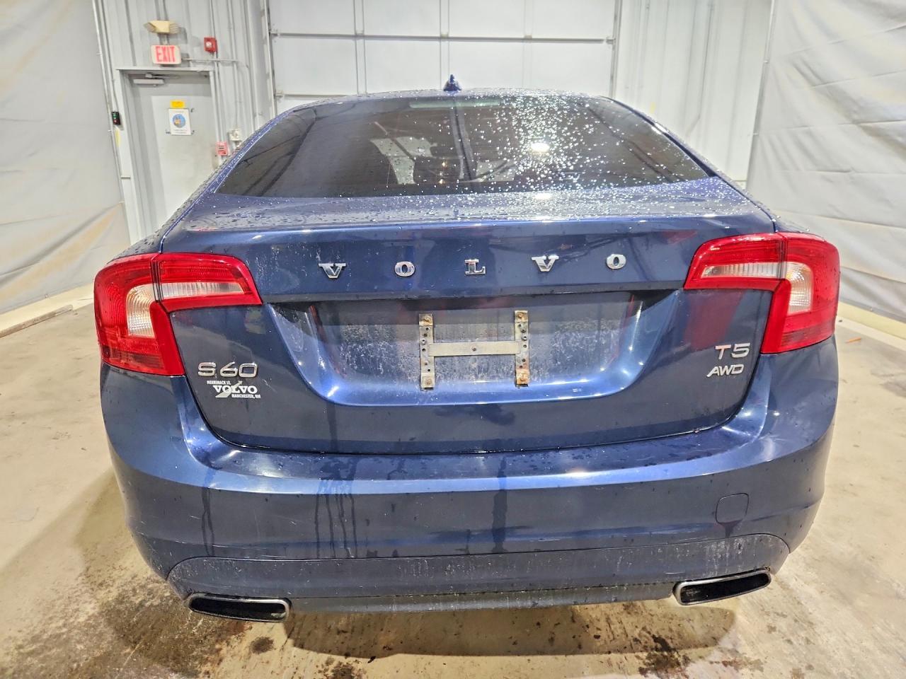 2015 VOLVO S60