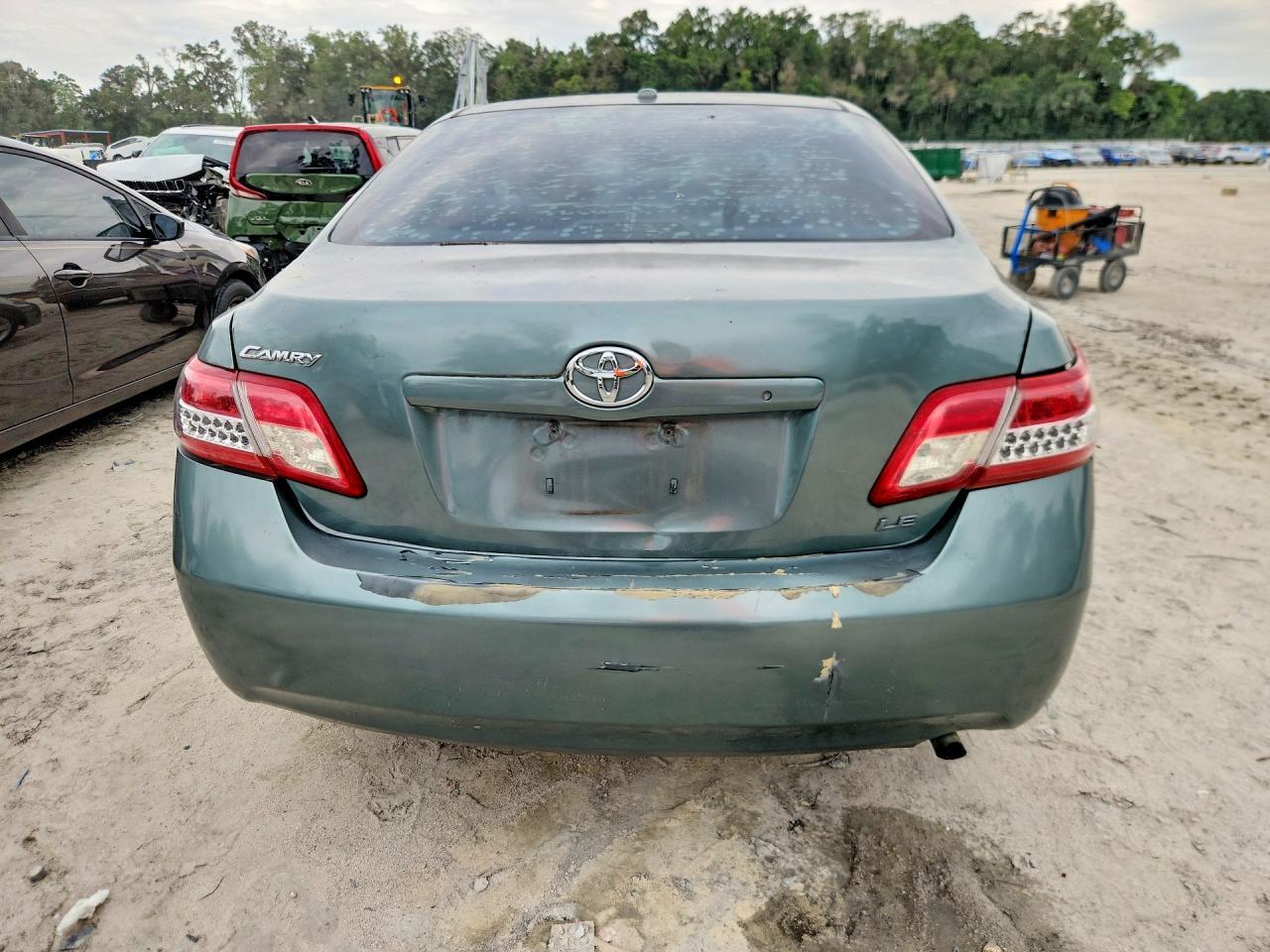 2010 TOYOTA CAMRY