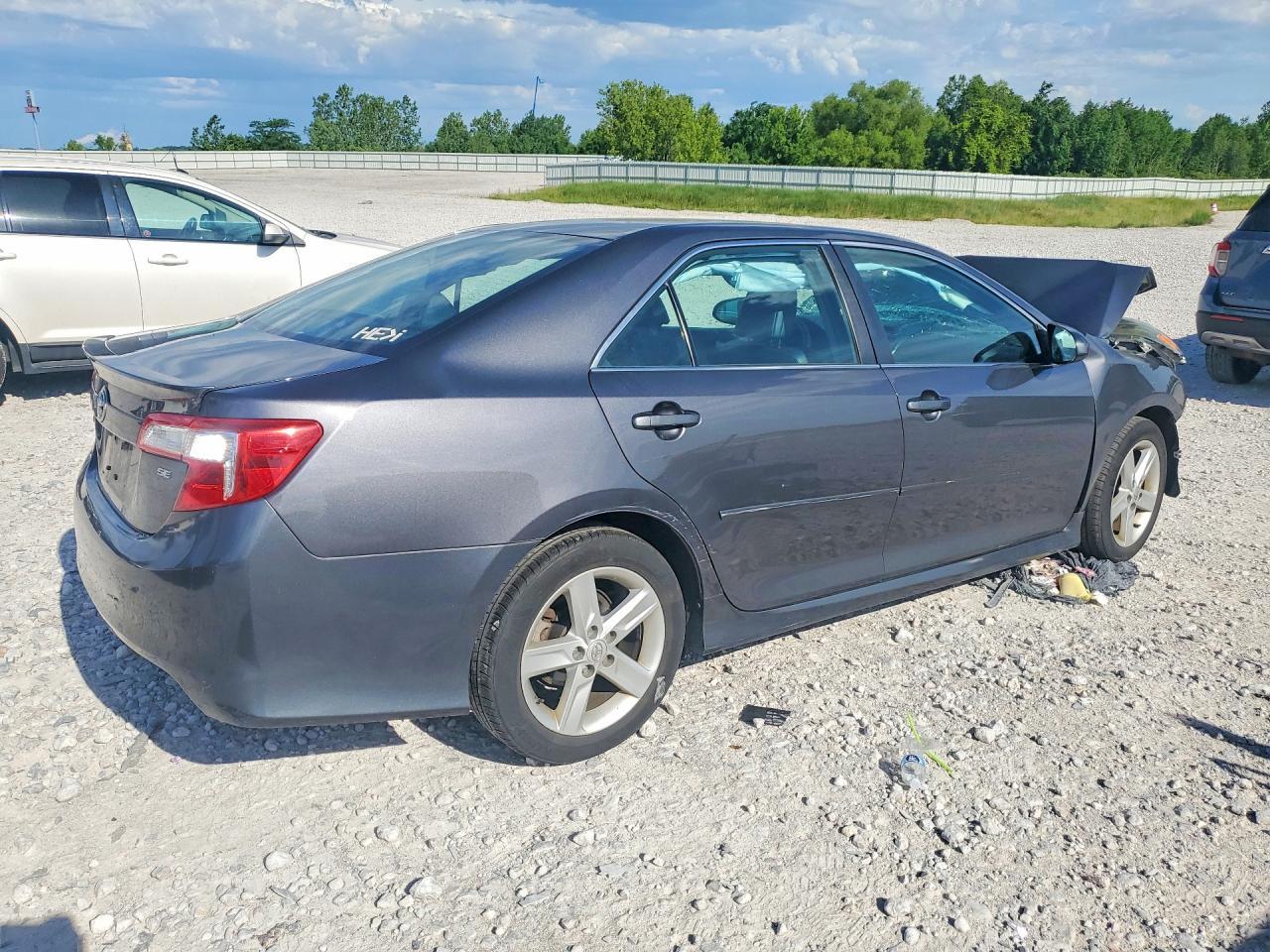 2013 TOYOTA CAMRY