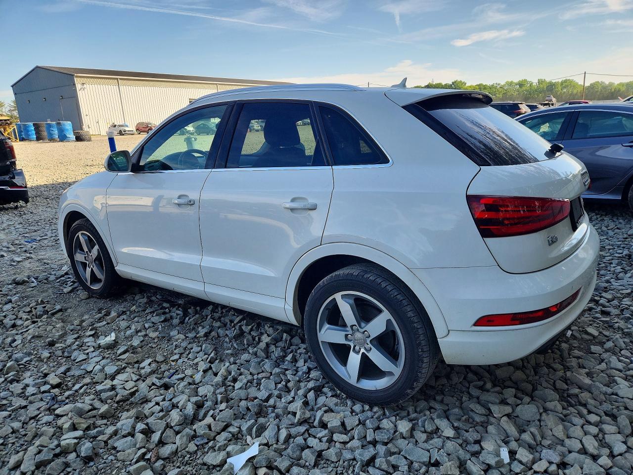 2015 AUDI Q3
