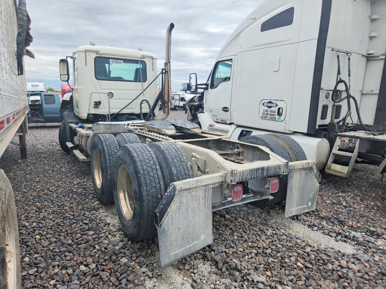 2017 MACK 600 Rd600