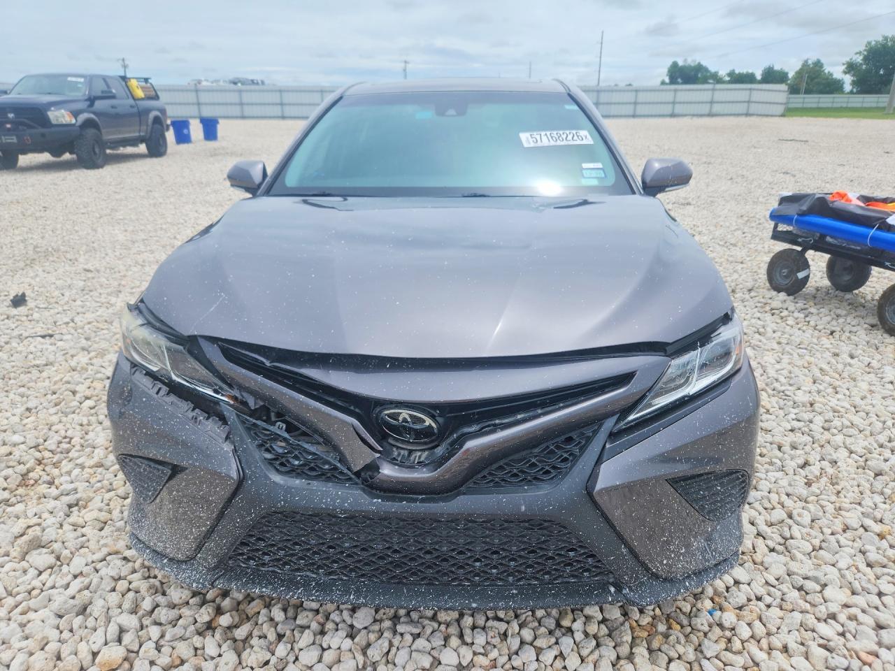2018 TOYOTA CAMRY