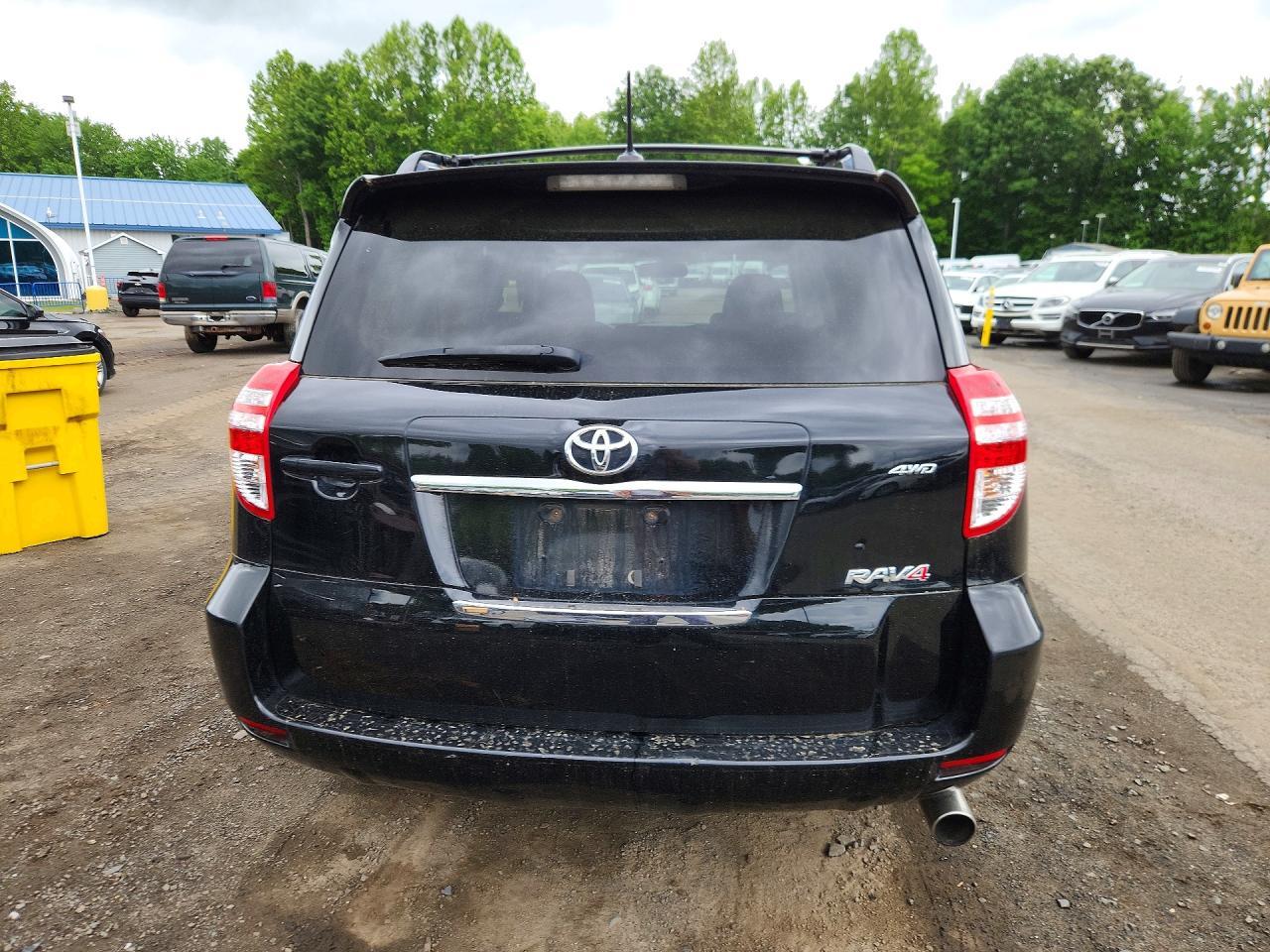 2011 TOYOTA RAV4
