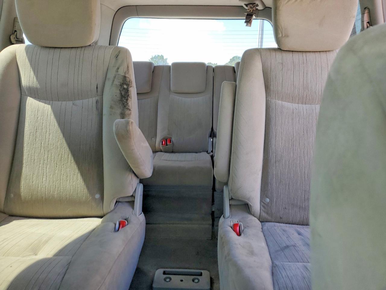 2016 NISSAN Quest