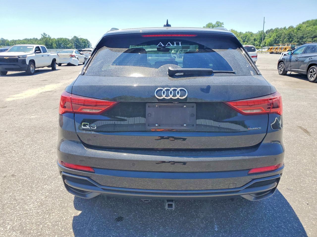 2022 AUDI Q3