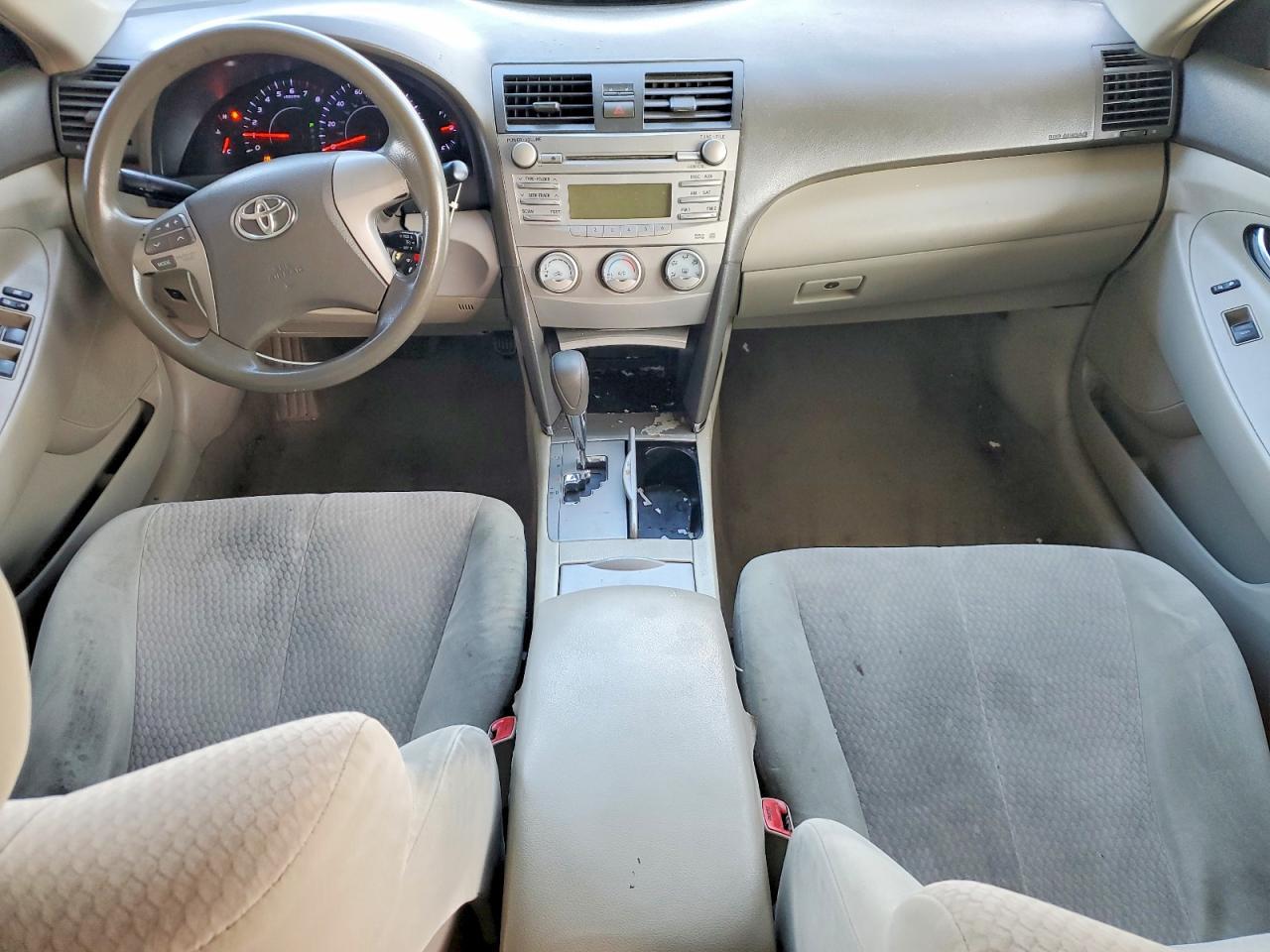 2011 TOYOTA CAMRY