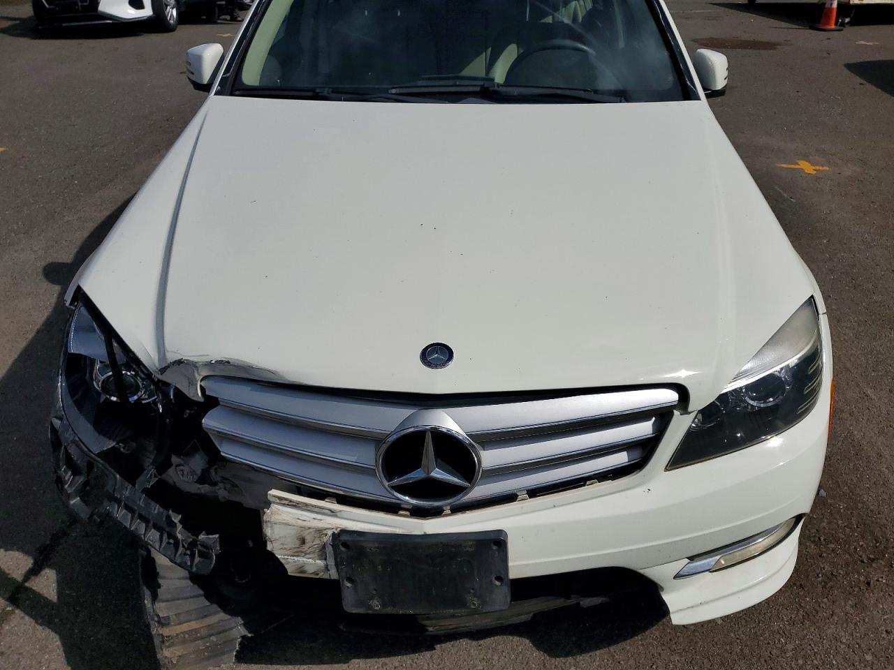 2011 MERCEDES-BENZ C-CLASS