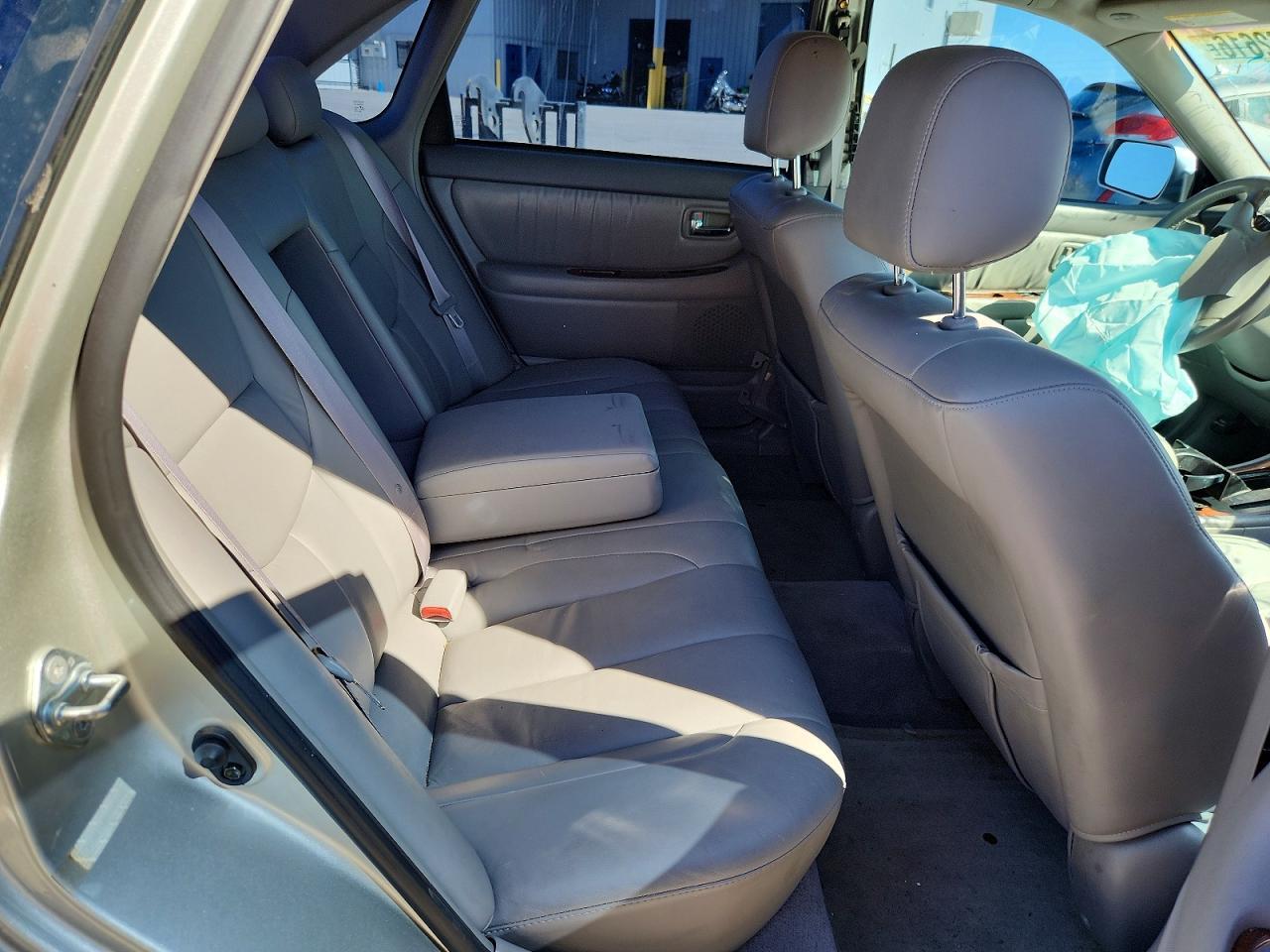 2000 TOYOTA Avalon