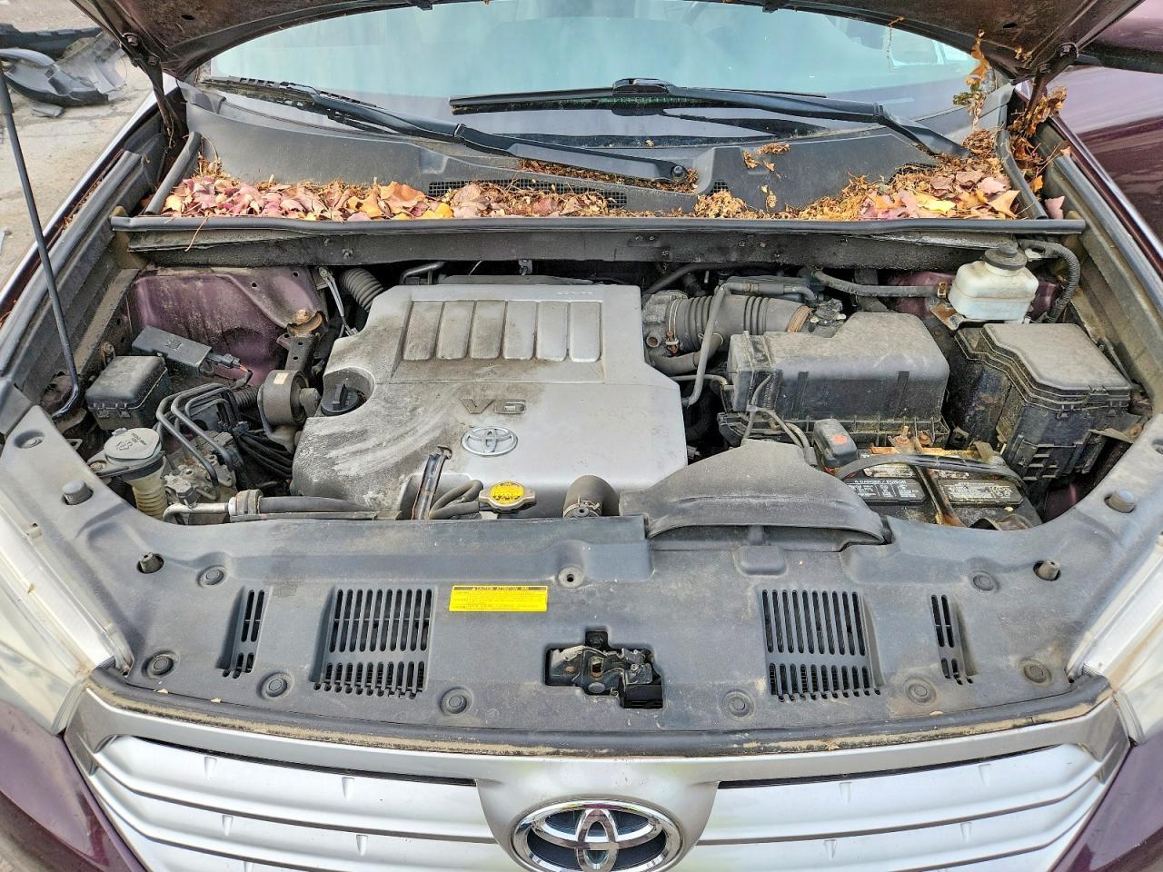 2012 TOYOTA HIGHLANDER
