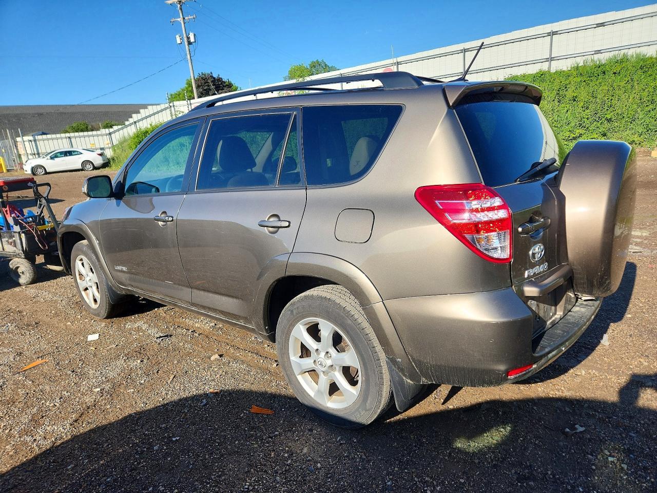 2011 TOYOTA RAV4