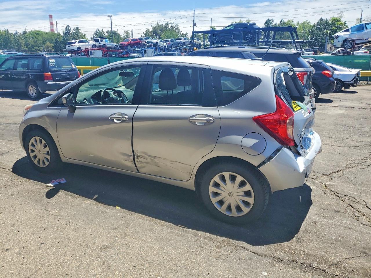 2016 NISSAN Versa Note