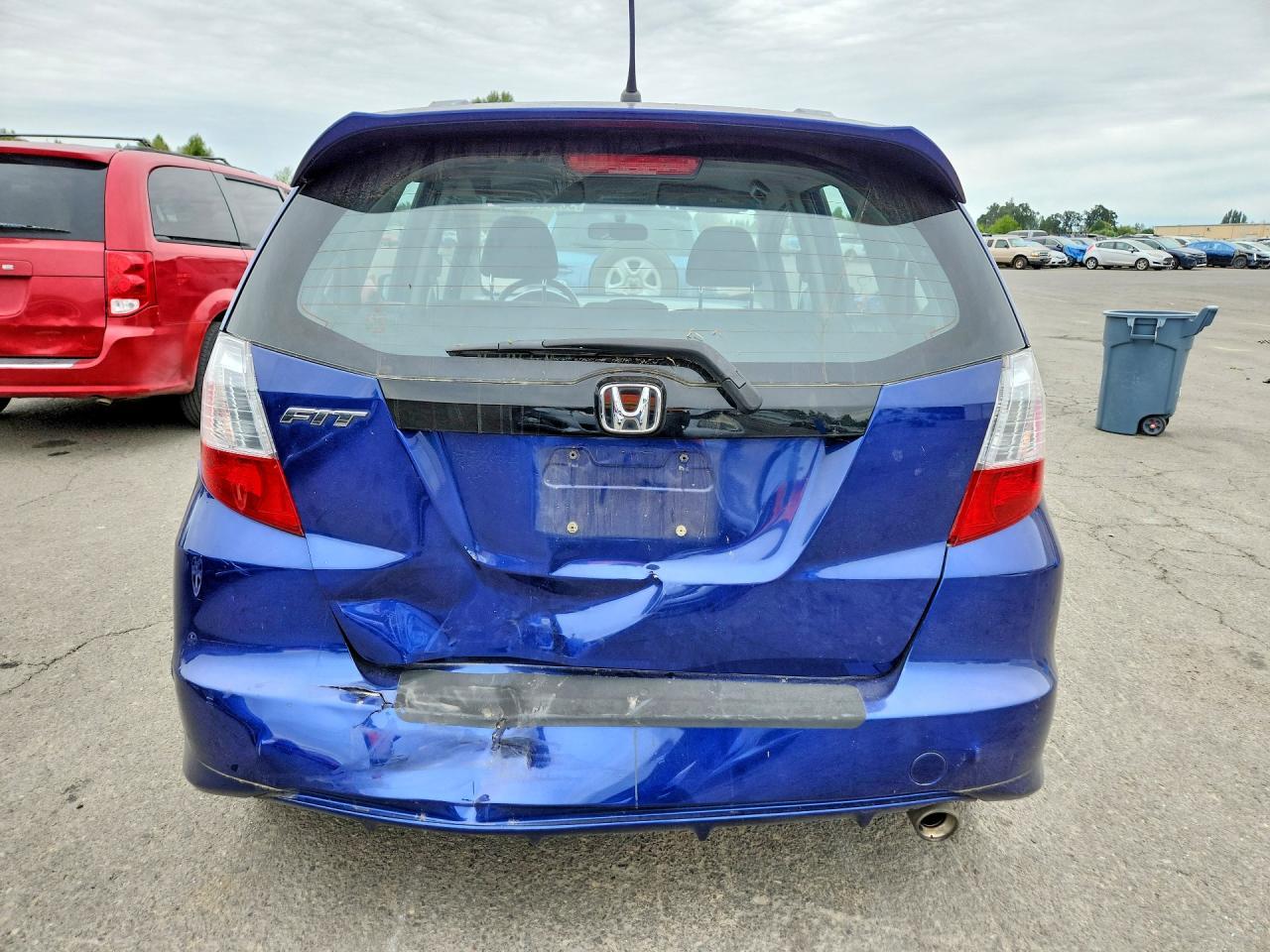 2011 HONDA FIT