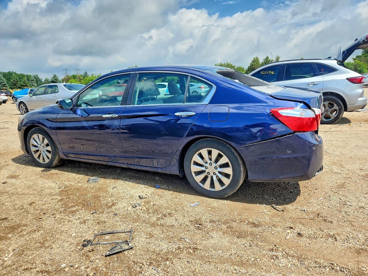 2015 HONDA ACCORD