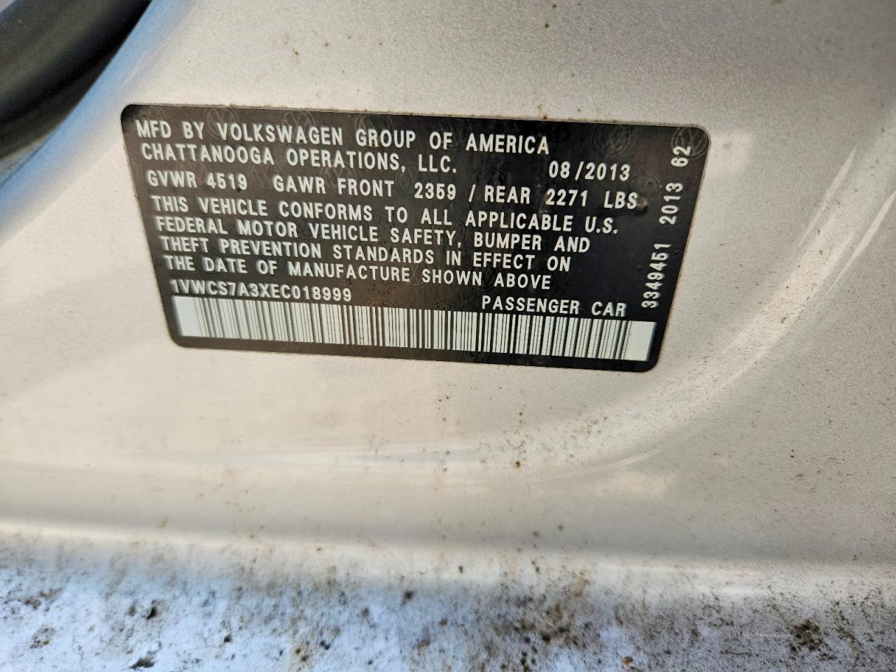 2014 VOLKSWAGEN Passat