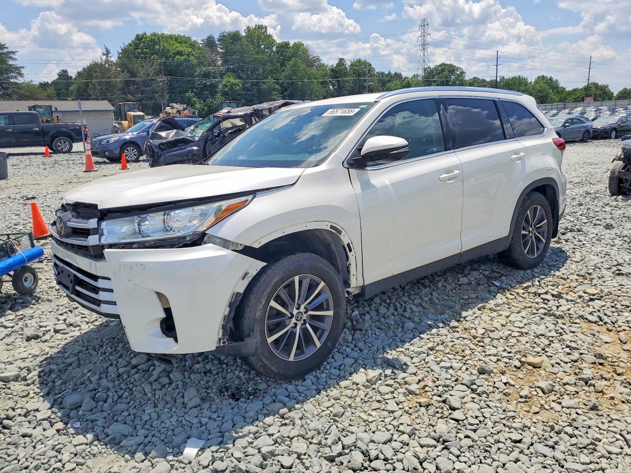 2019 TOYOTA HIGHLANDER