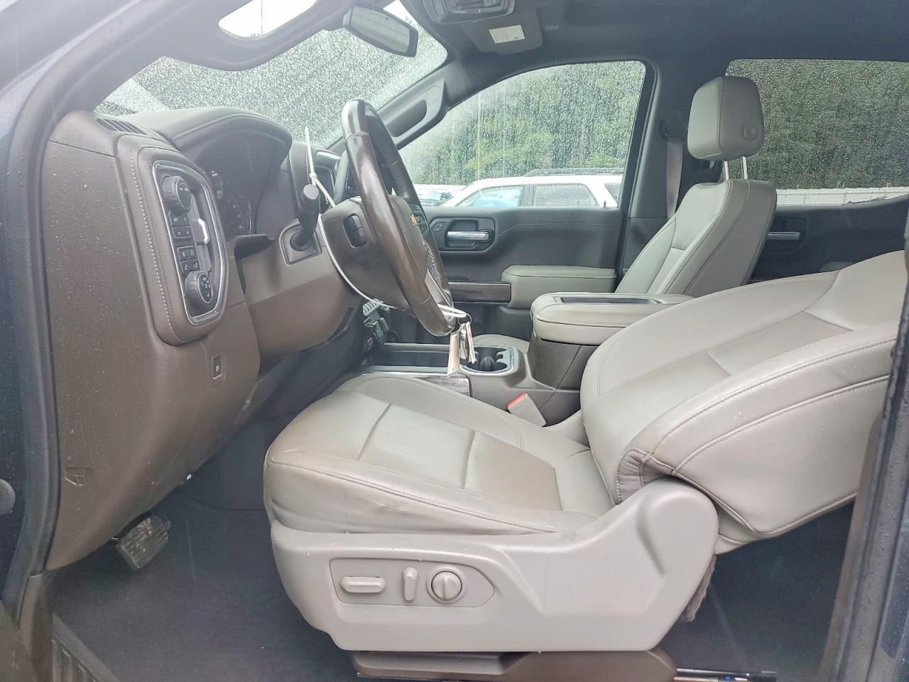 2021 CHEVROLET Silverado