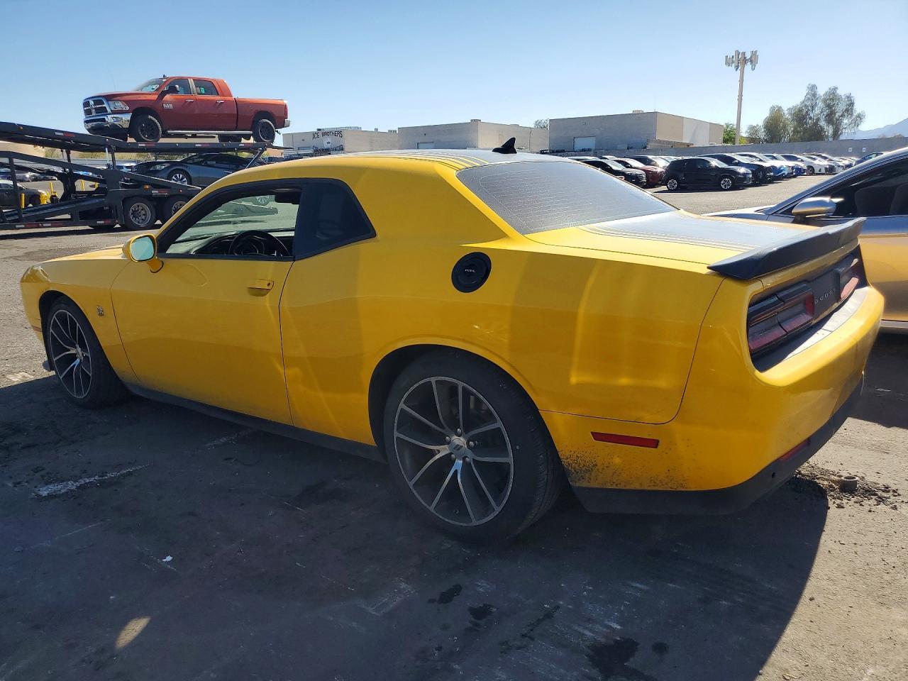 2017 DODGE Challenger