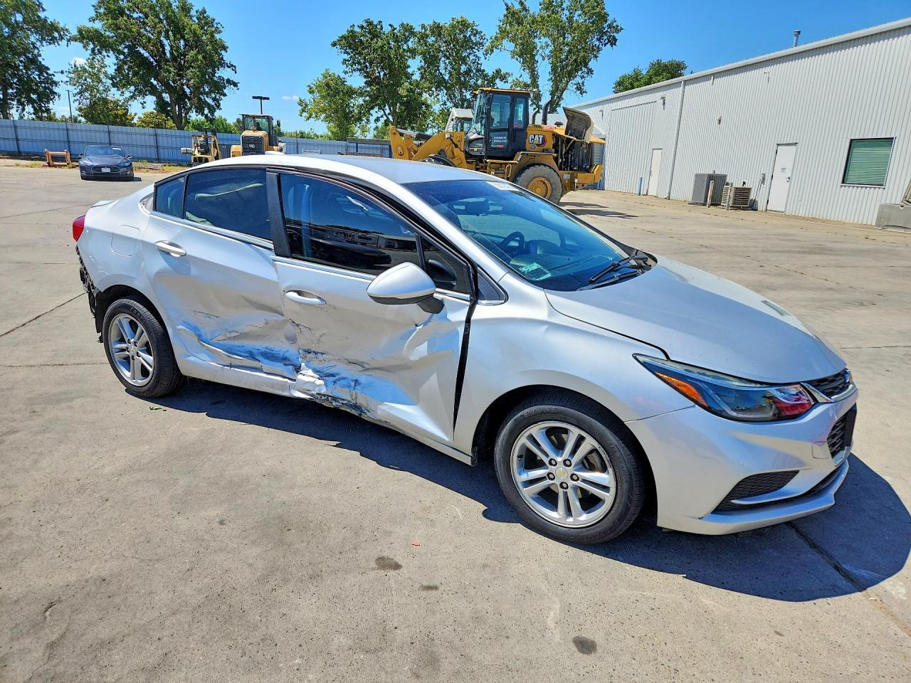 2018 CHEVROLET CRUZE