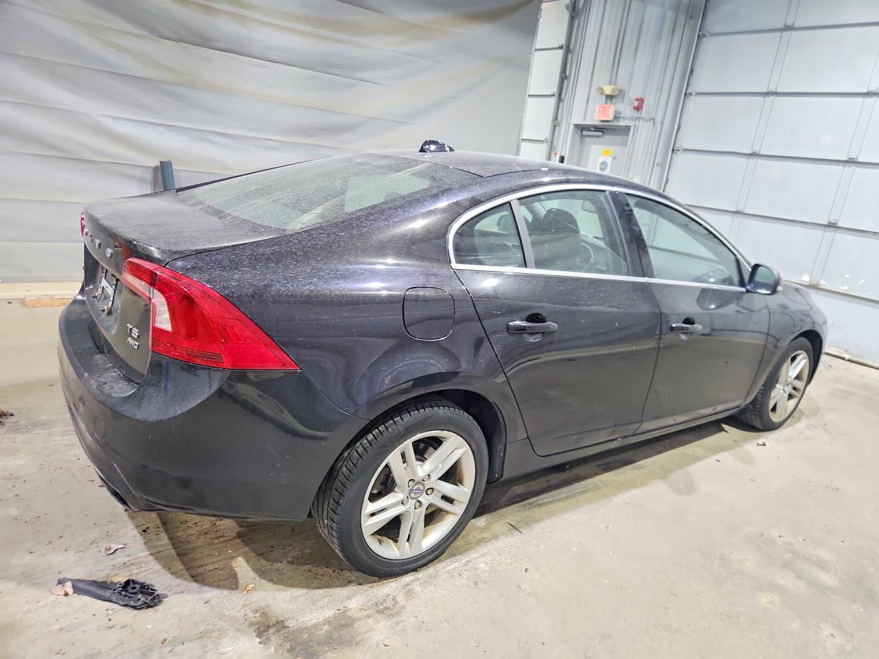 2014 VOLVO S60