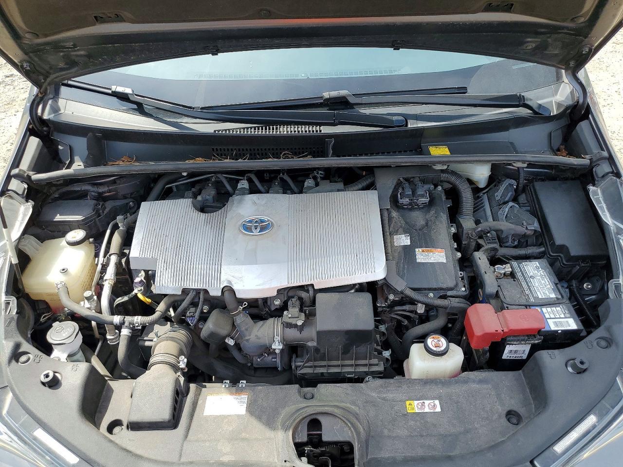 2017 TOYOTA PRIUS