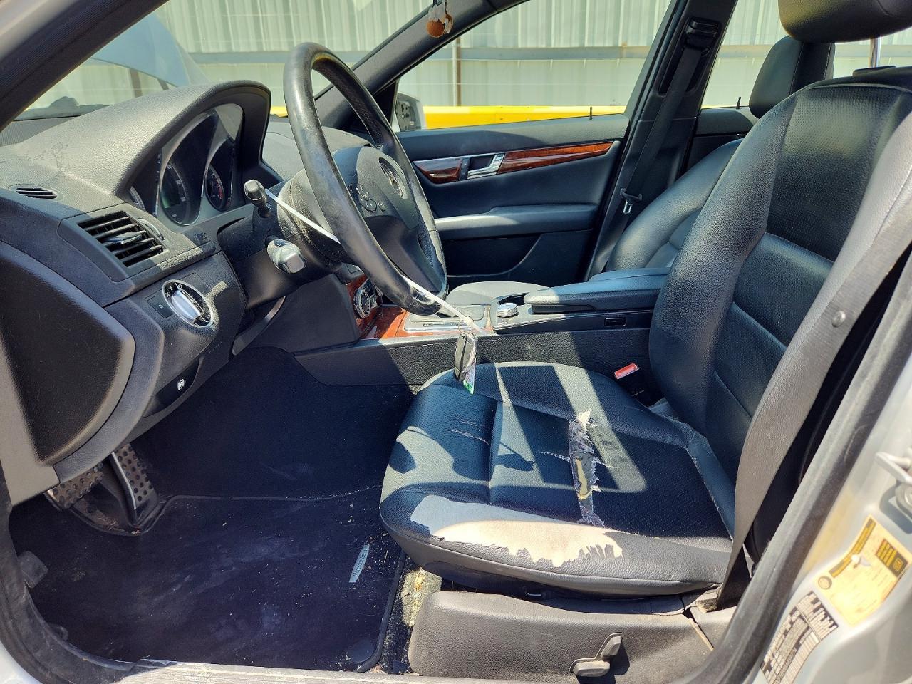 2011 MERCEDES-BENZ C-CLASS