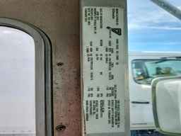 2014 FREIGHTLINER Mt55g