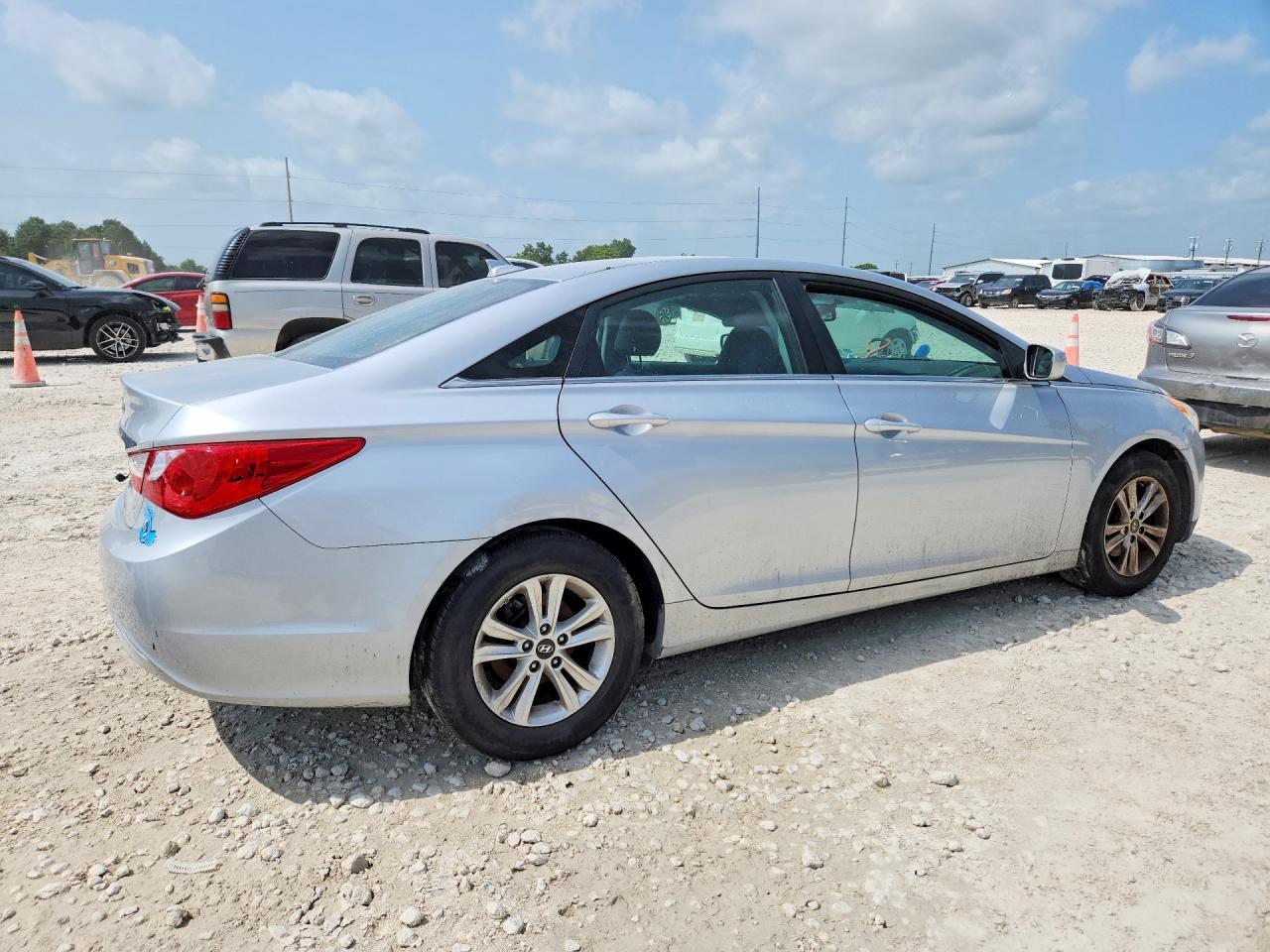 2012 HYUNDAI SONATA