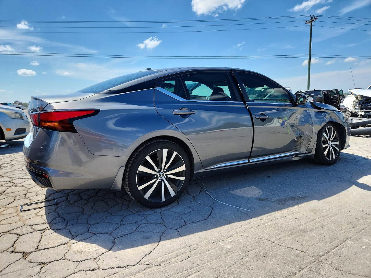 2020 NISSAN ALTIMA