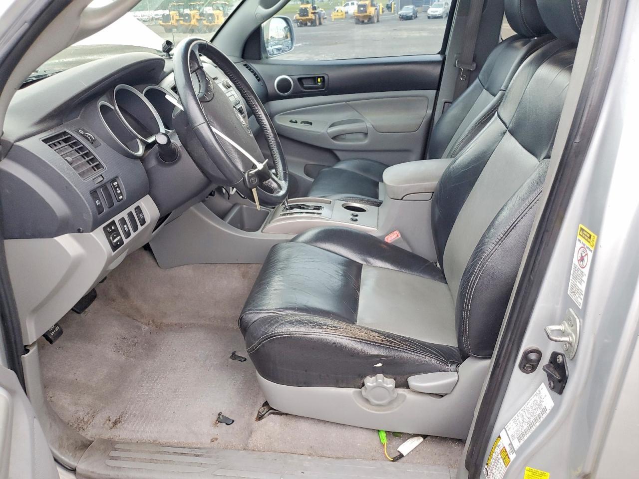 2010 TOYOTA TACOMA