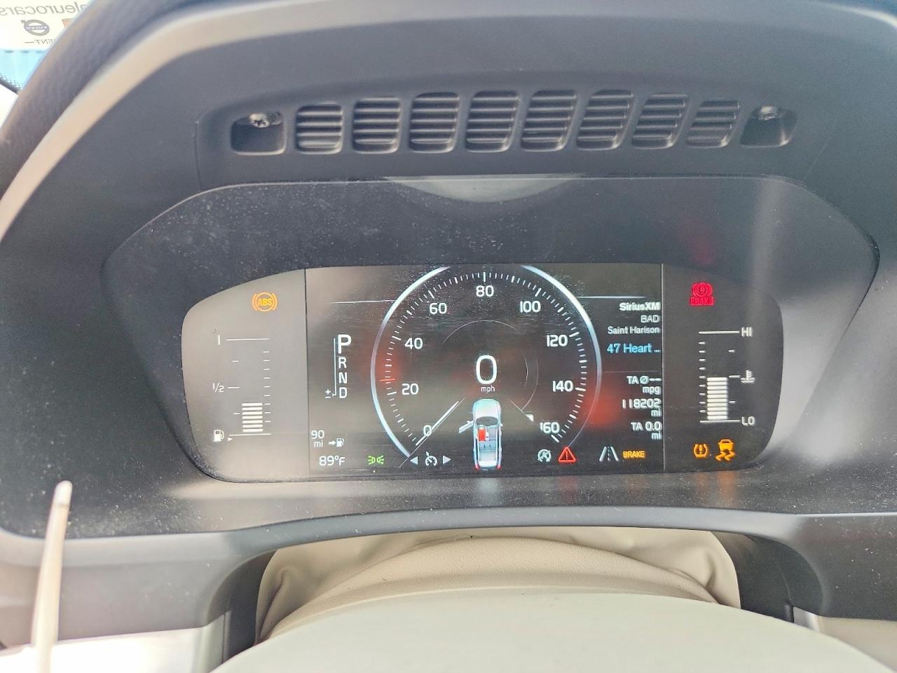 2017 VOLVO XC90