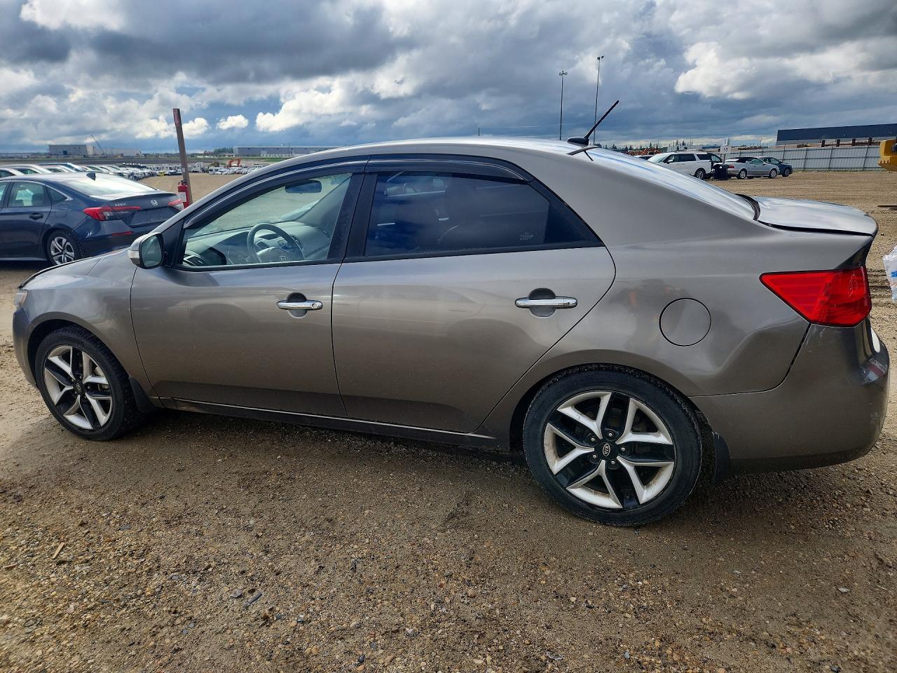 2010 KIA FORTE
