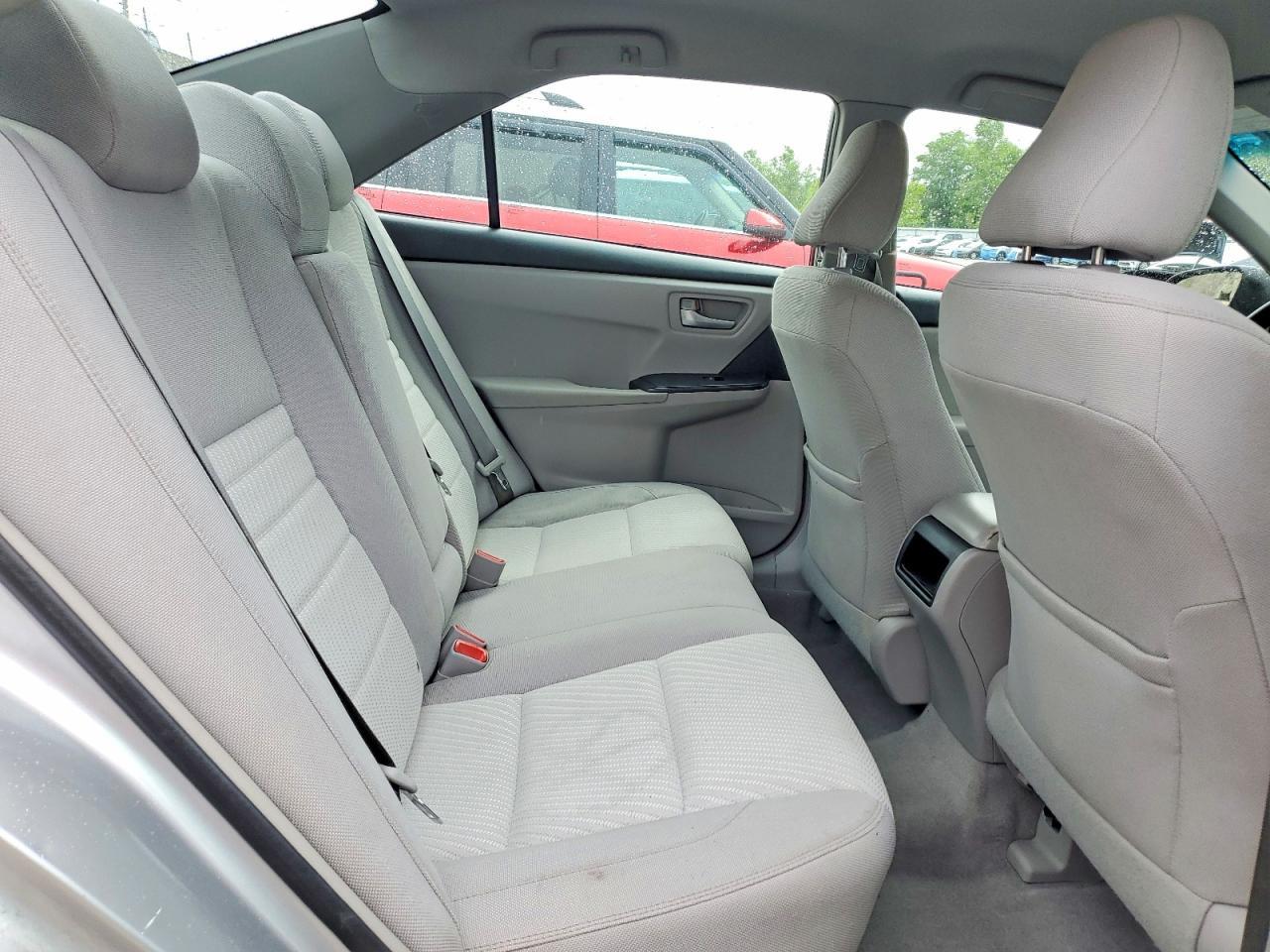 2016 TOYOTA CAMRY