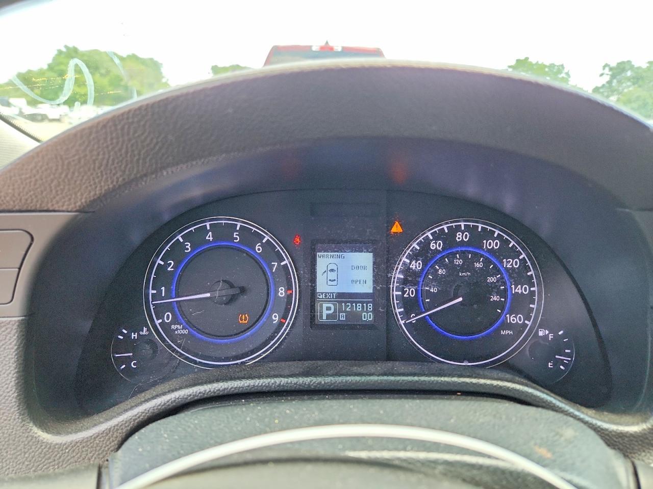 2012 INFINITI G37