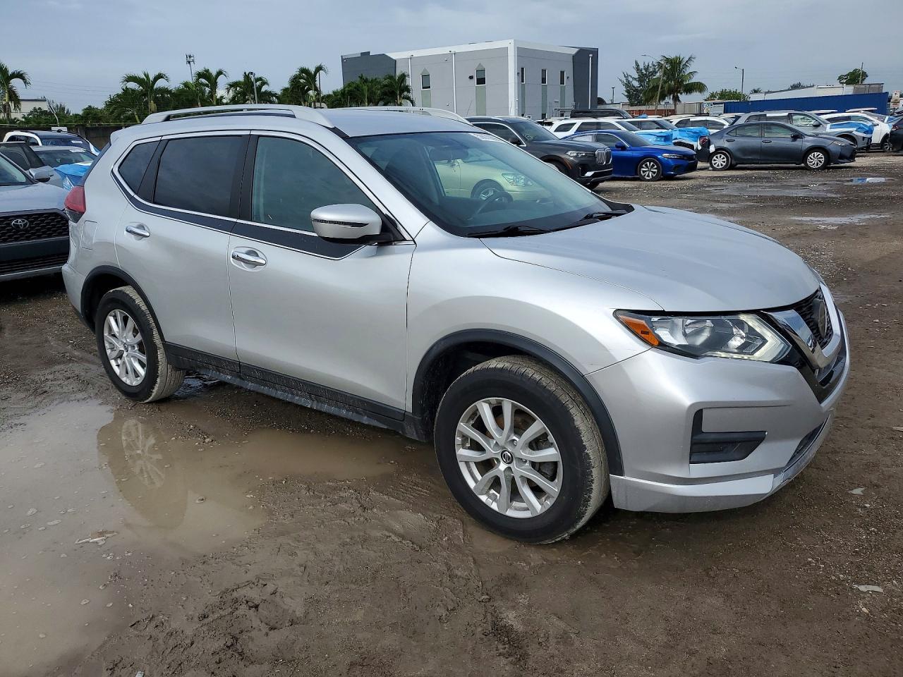 2018 NISSAN ROGUE