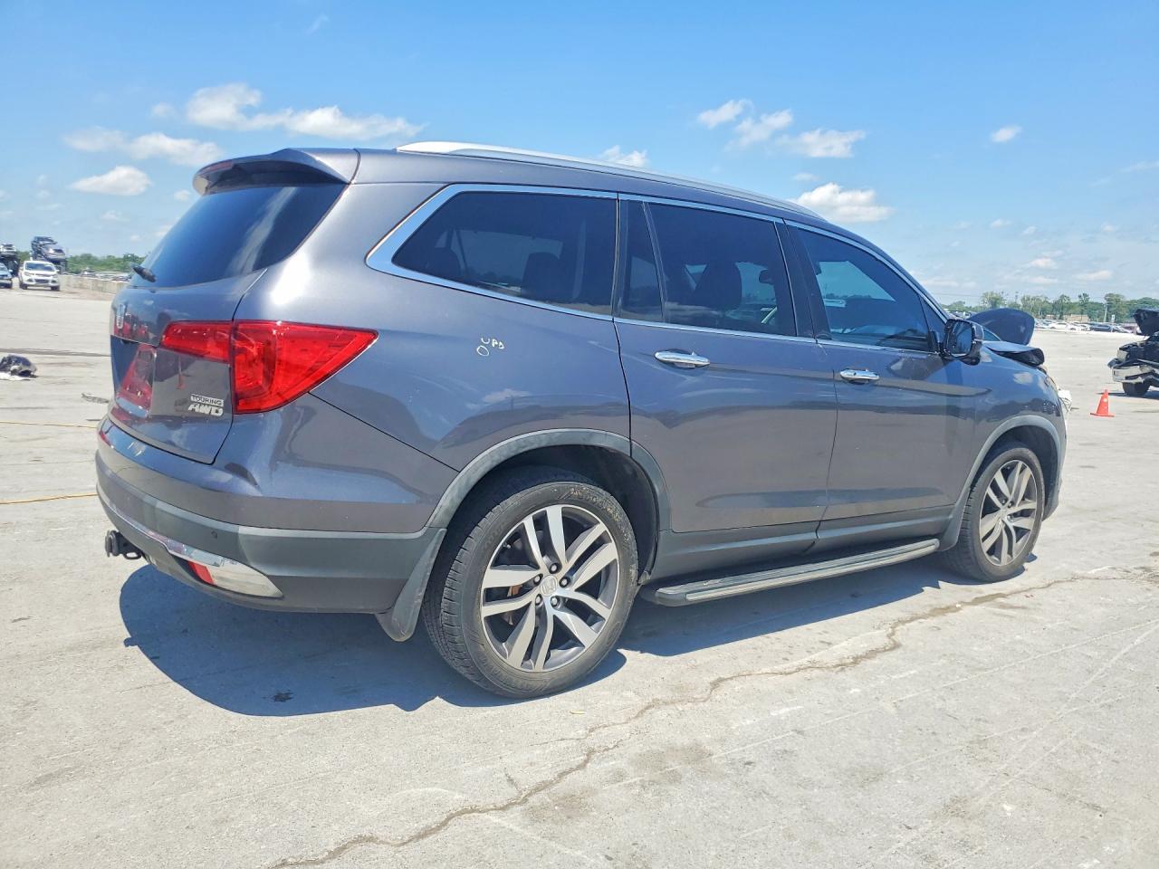 2018 HONDA PILOT