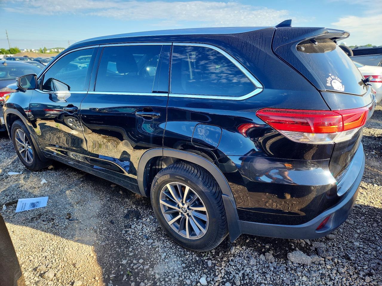 2018 TOYOTA HIGHLANDER