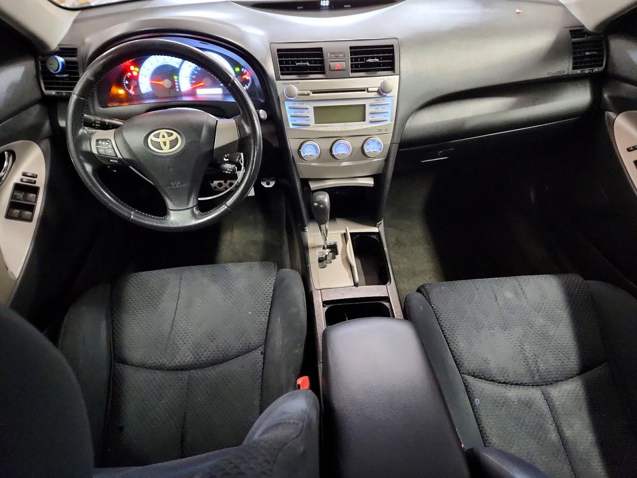 2011 TOYOTA CAMRY