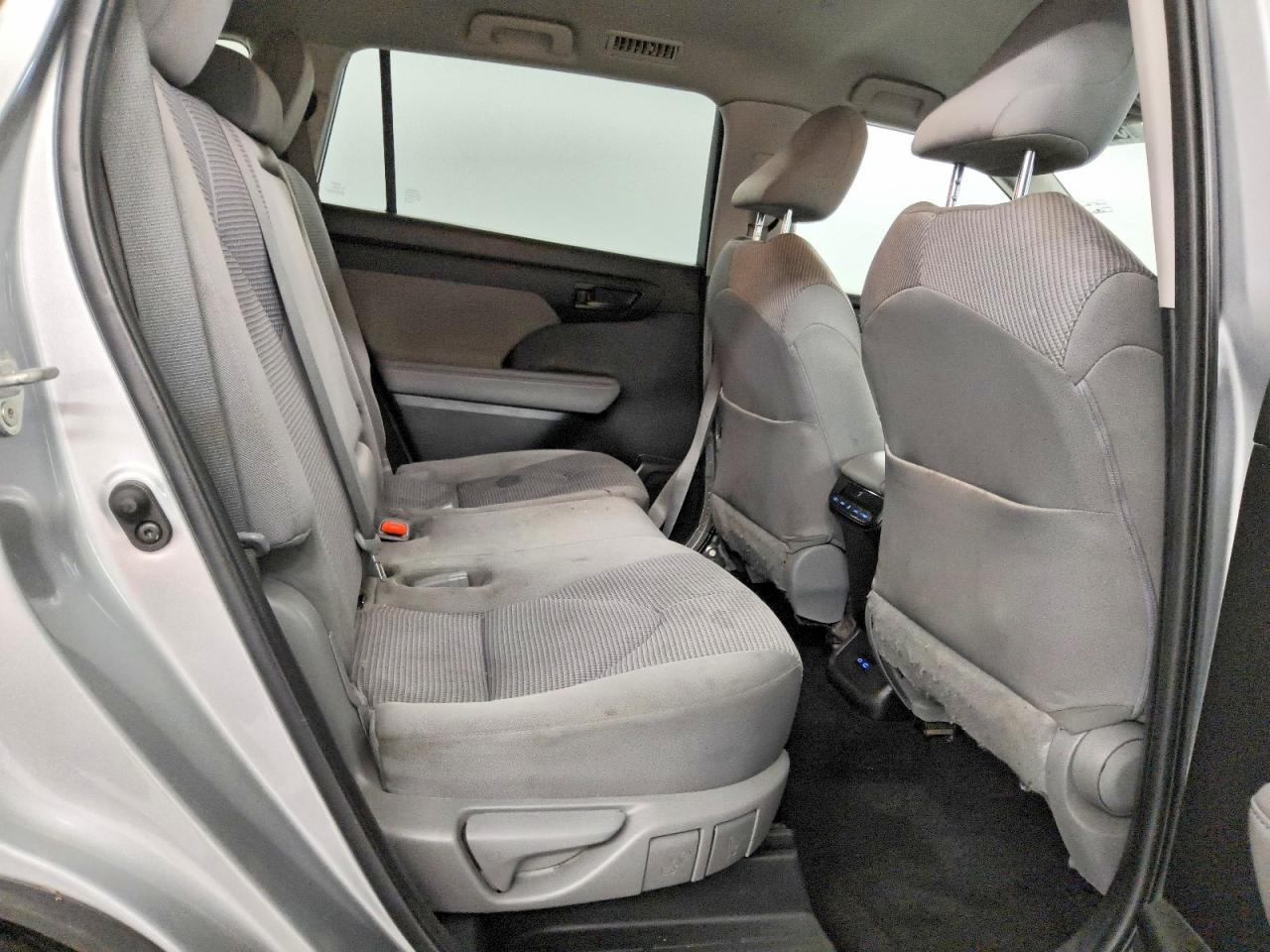 2022 TOYOTA HIGHLANDER