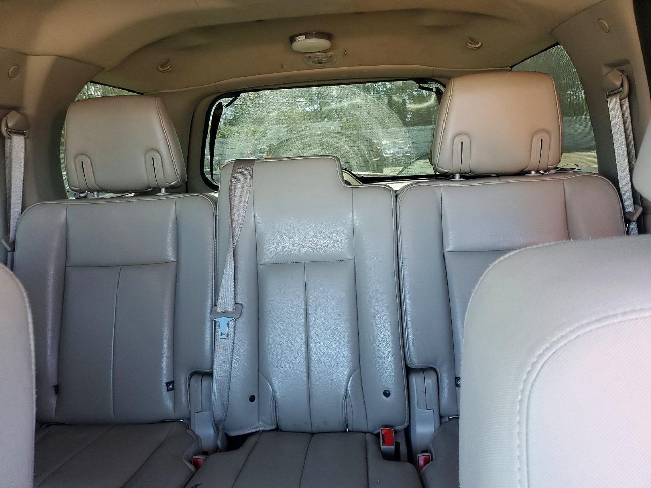2010 FORD Expedition