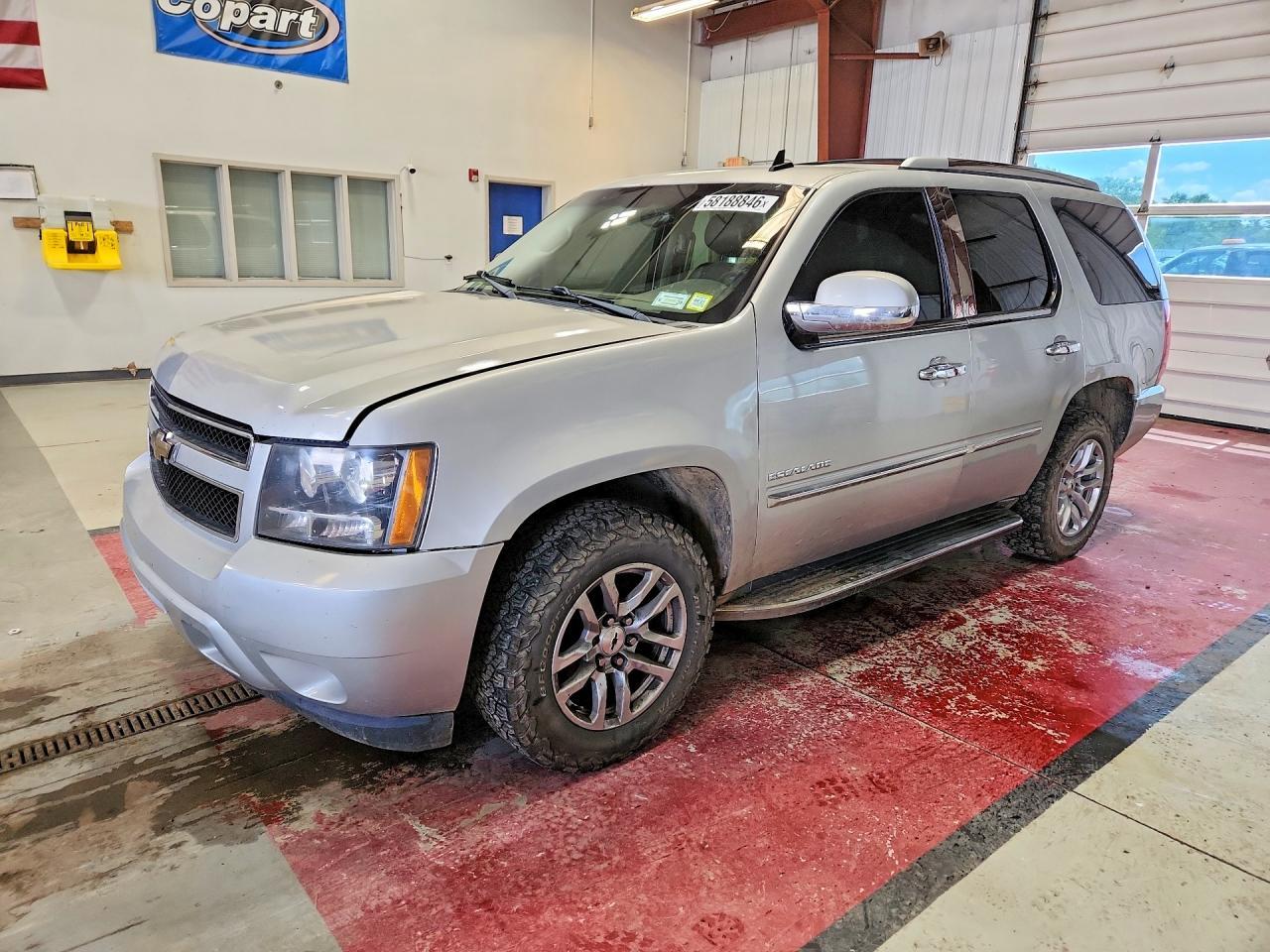2011 CADILLAC ESCALADE