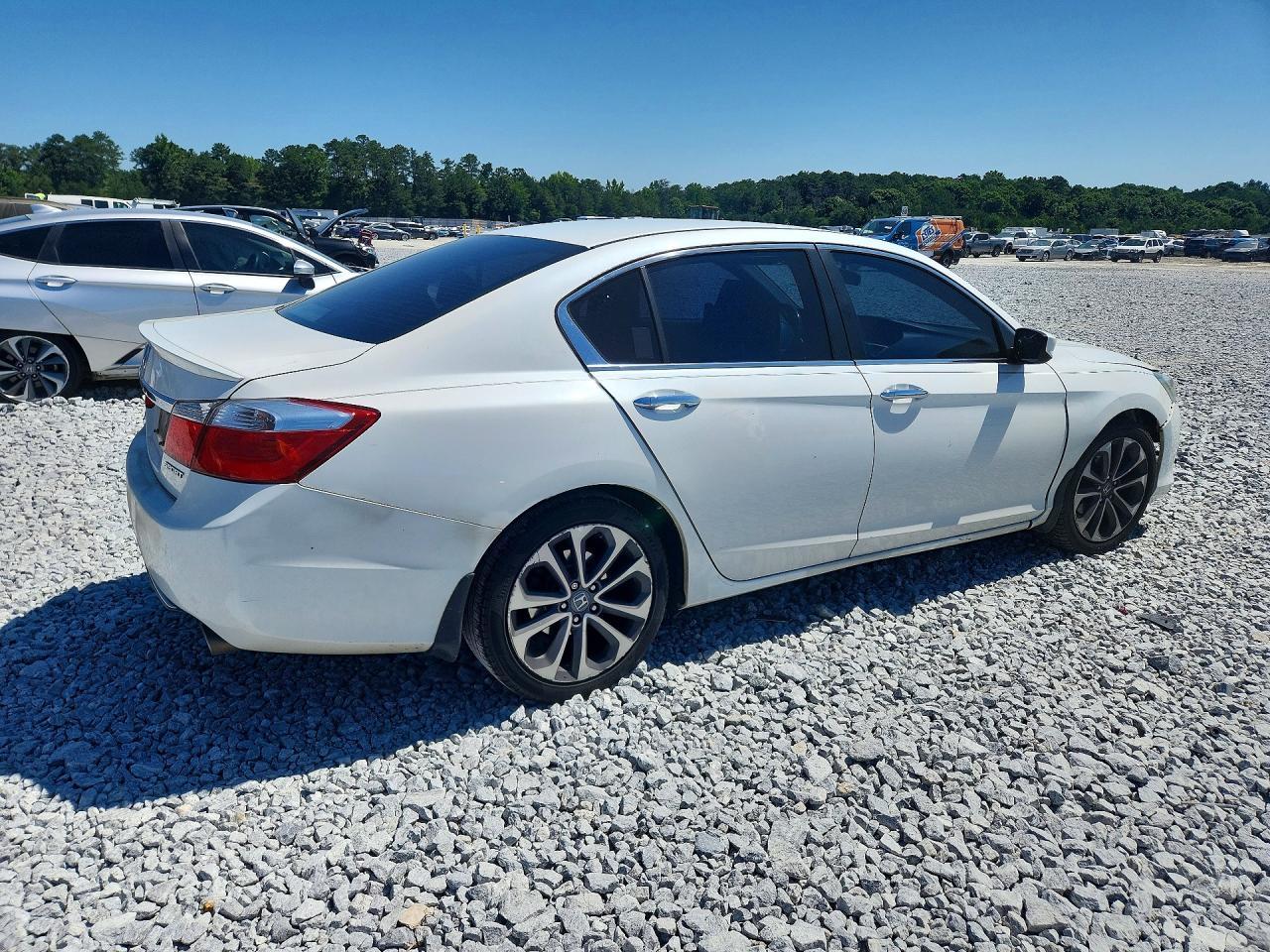 2015 HONDA ACCORD