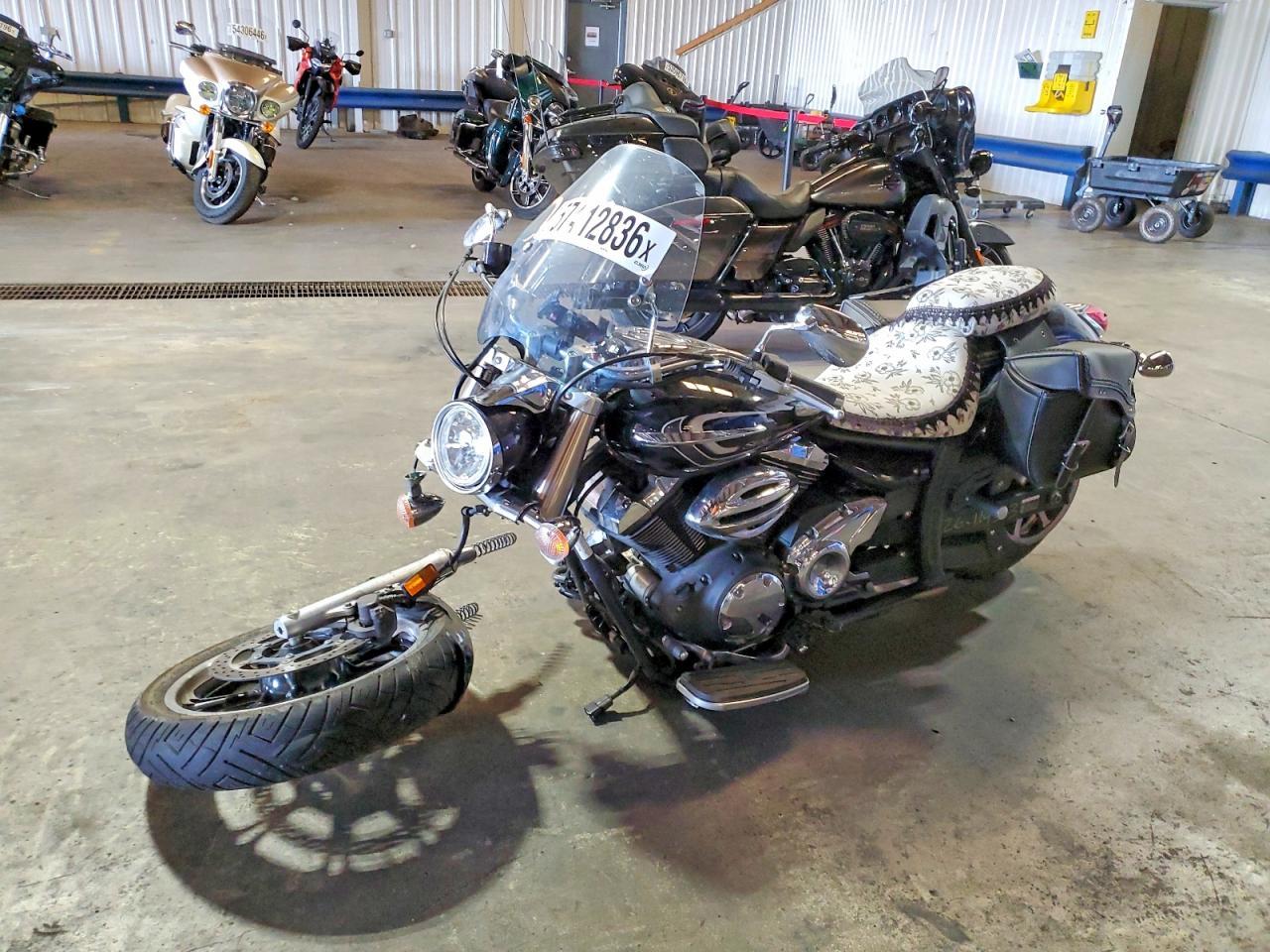 2015 YAMAHA Xvs950