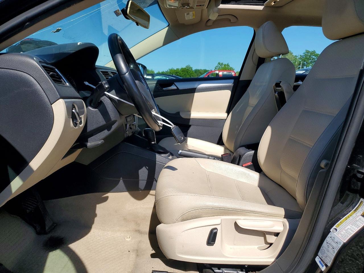 2014 VOLKSWAGEN JETTA