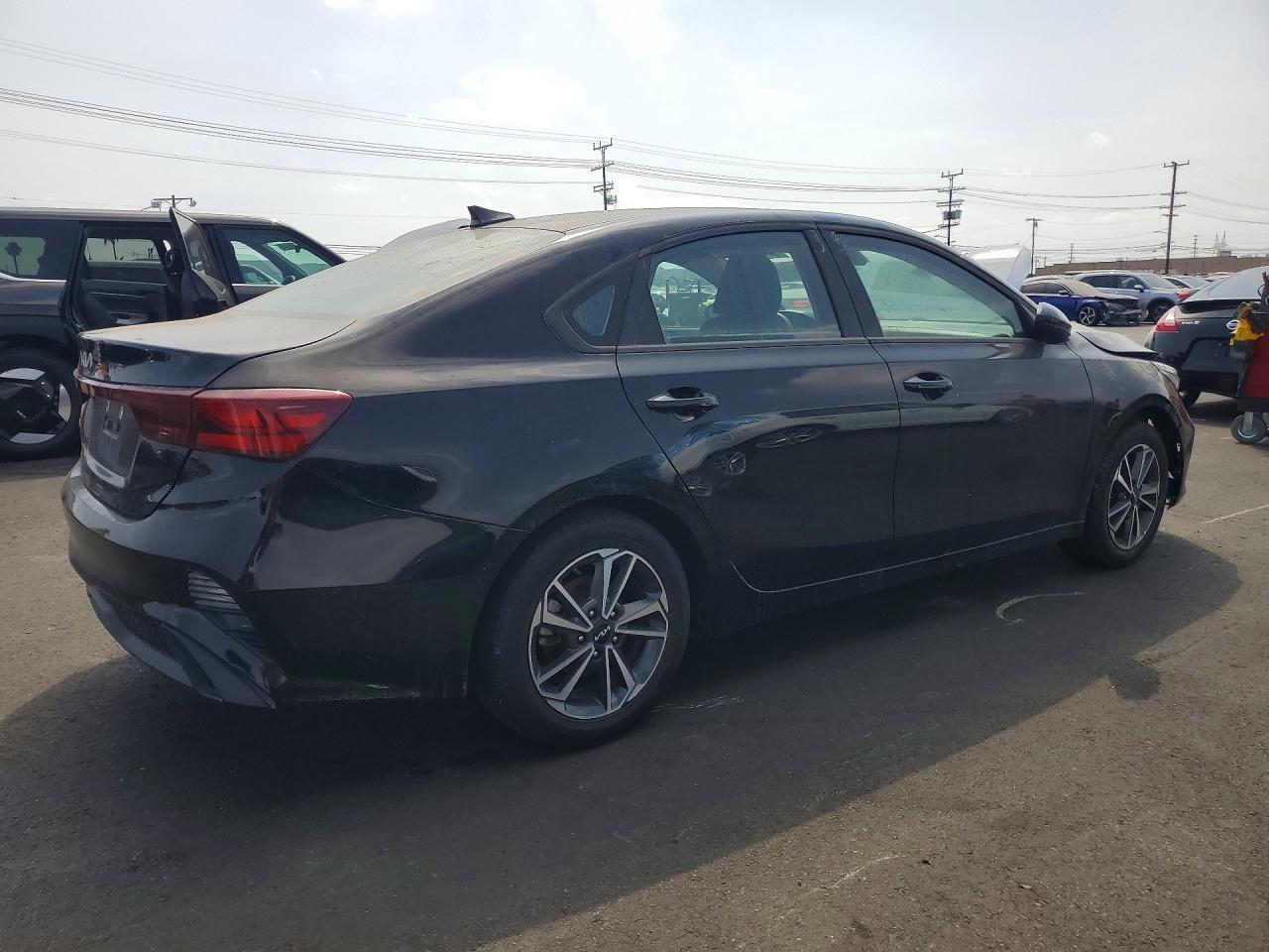2023 KIA FORTE