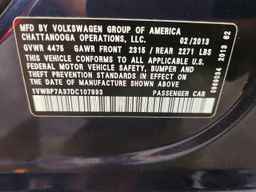 2013 VOLKSWAGEN Passat