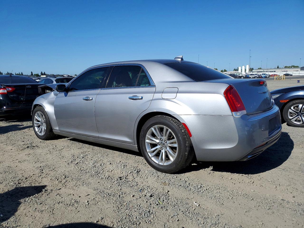2016 CHRYSLER 300