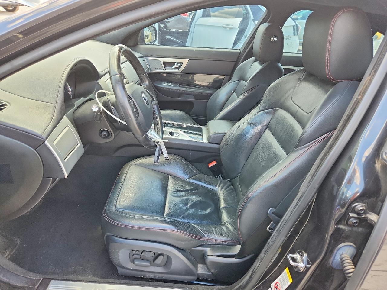 2015 JAGUAR XF