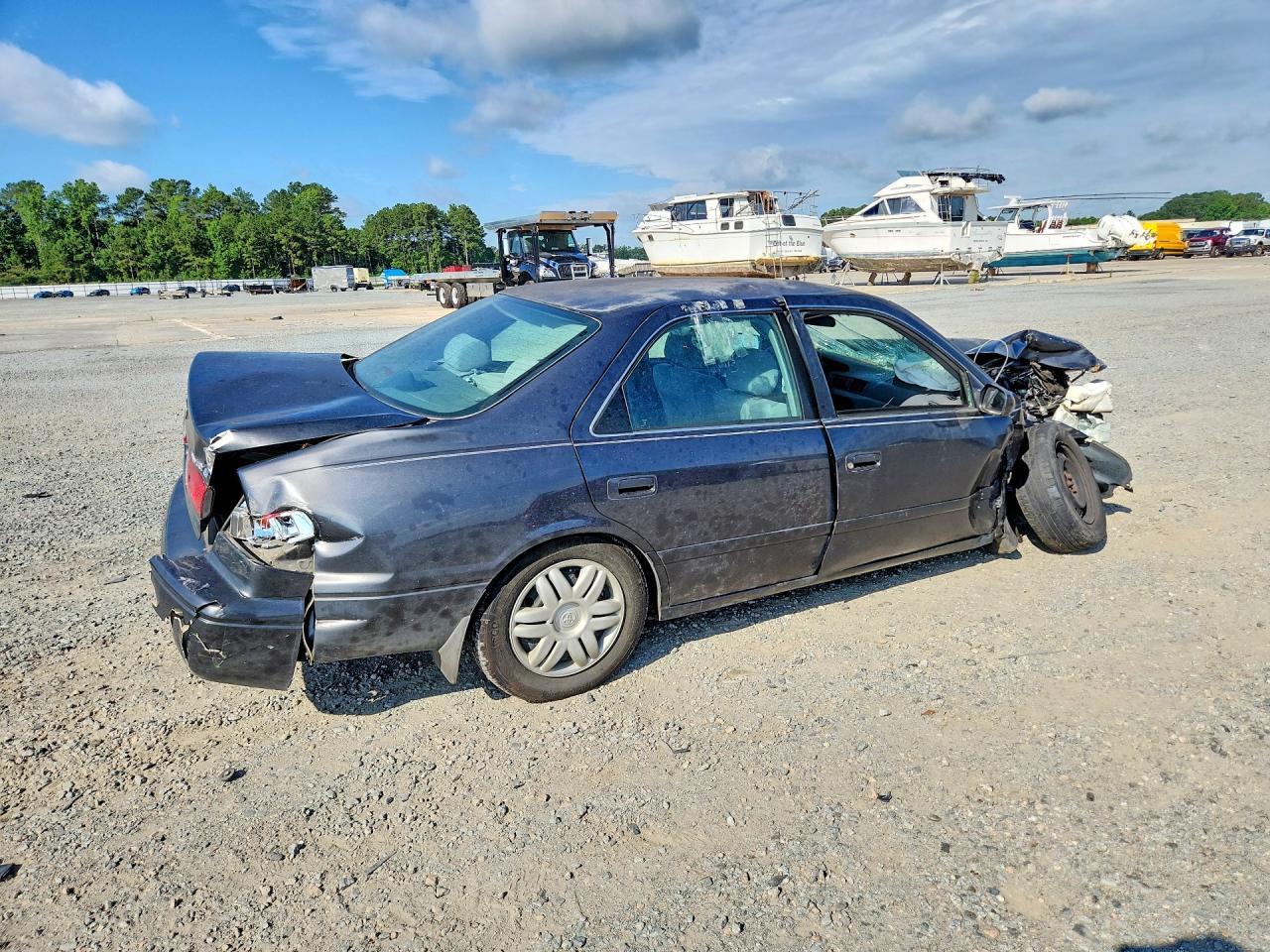 2001 TOYOTA CAMRY
